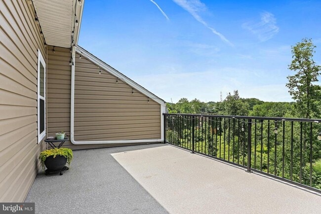 Building Photo - 8164 Trotters Chase