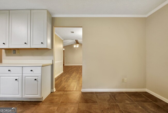 Building Photo - 135 Windham Way