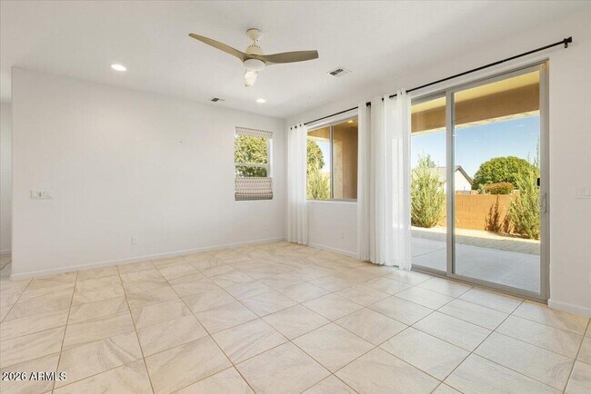 Building Photo - 7778 E Lavender Loop
