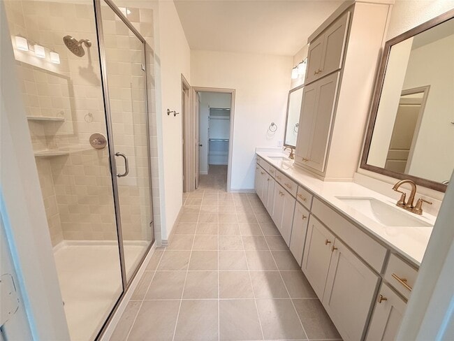 Building Photo - 1006 Stockton Dr