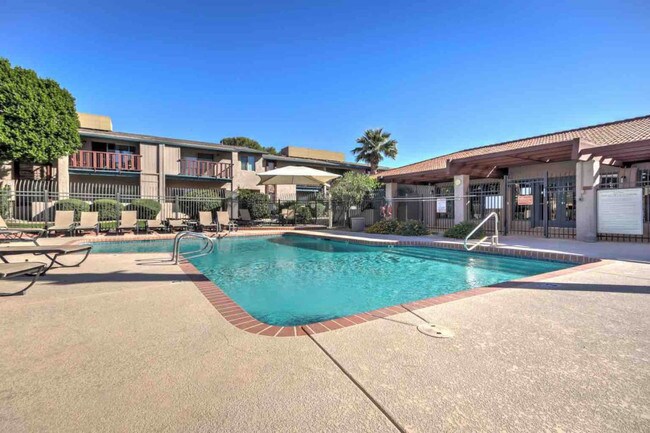 Building Photo - Scottsdale Park Place Condominium