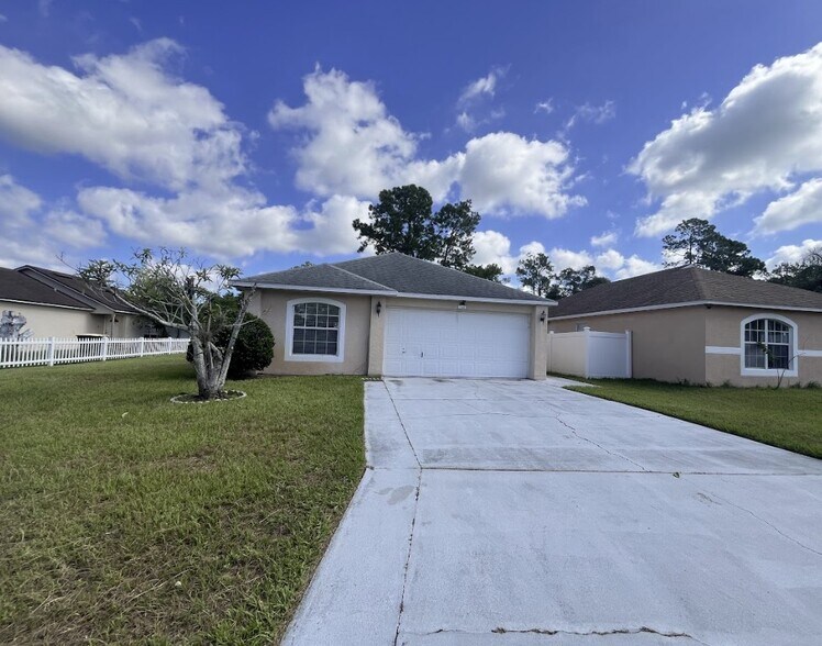 Building Photo - 11483 Kimberly Forest Dr