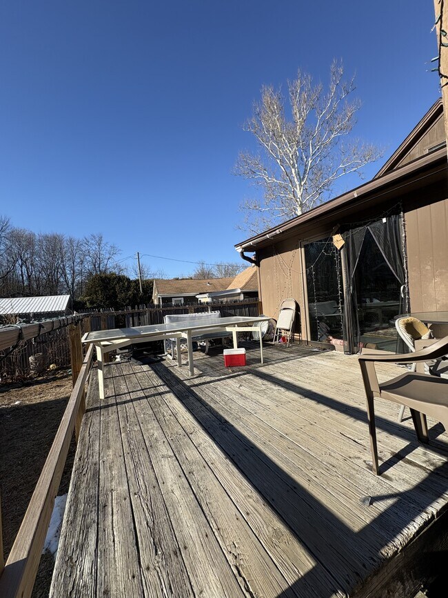 Building Photo - 109 Pelham Rd