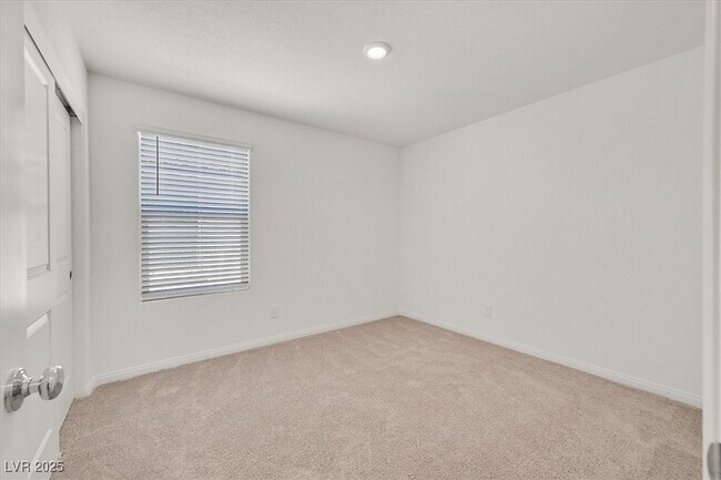 Building Photo - 7016 Bard Ave