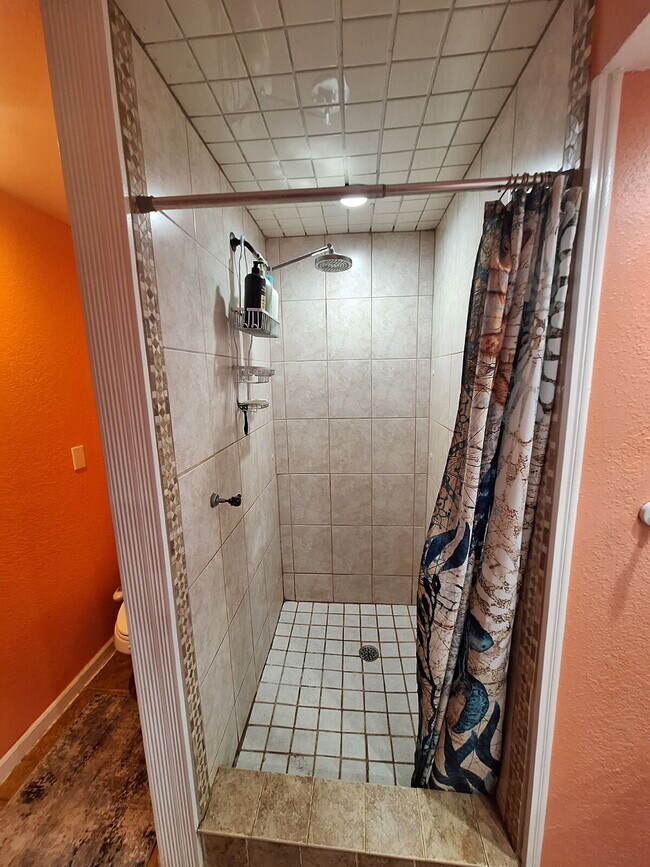 Building Photo - Gulf Access Home on Canal Available Now