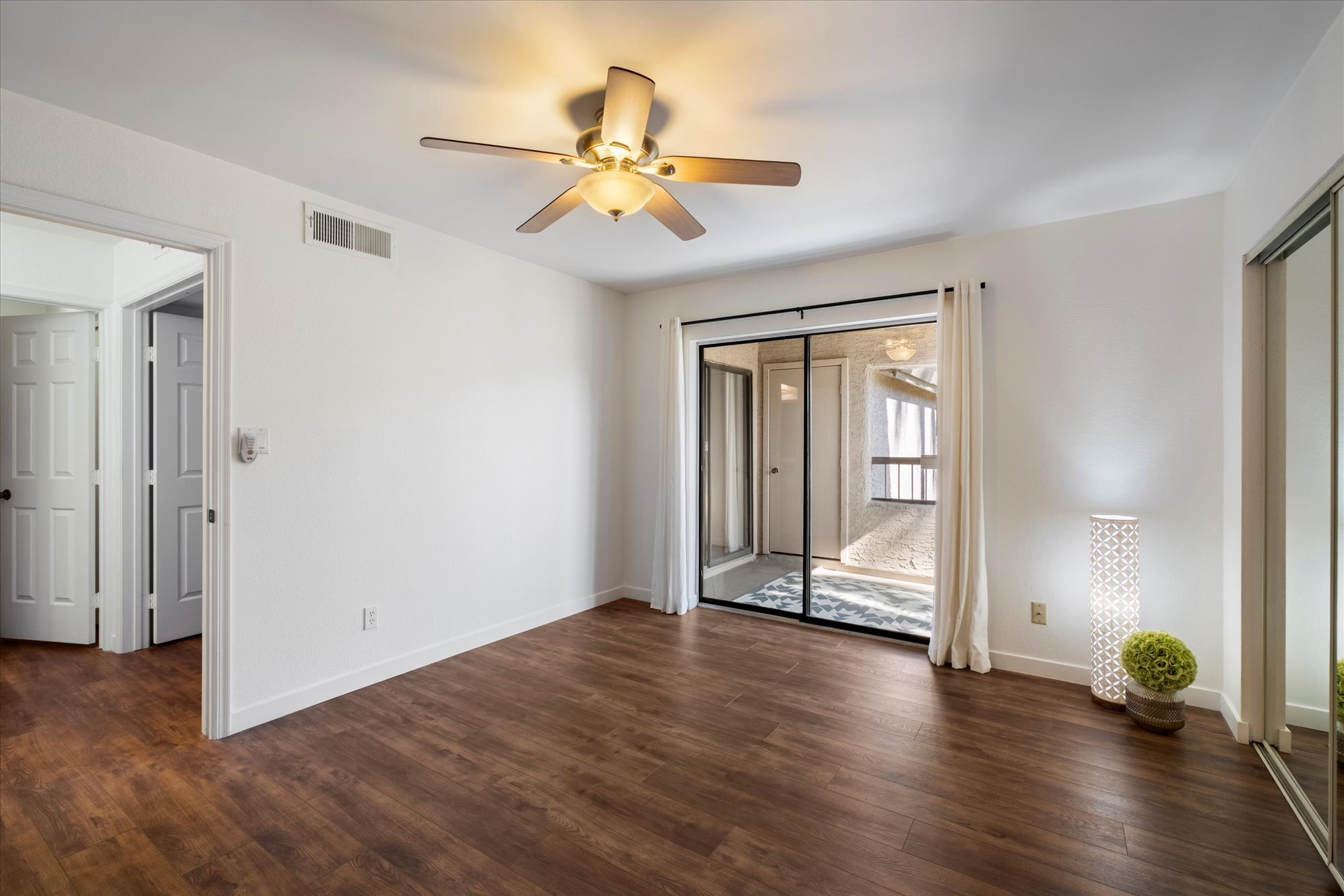Building Photo - 9445 N 94th Pl