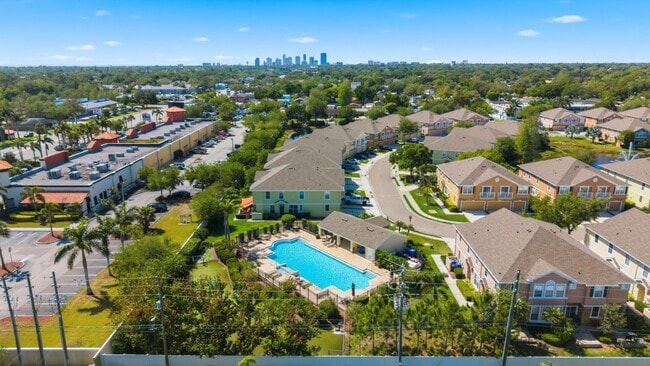 Building Photo - 595 52nd Ave N