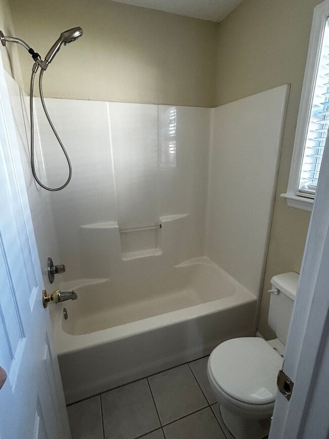 Building Photo - 4044 Chadwyck Dr