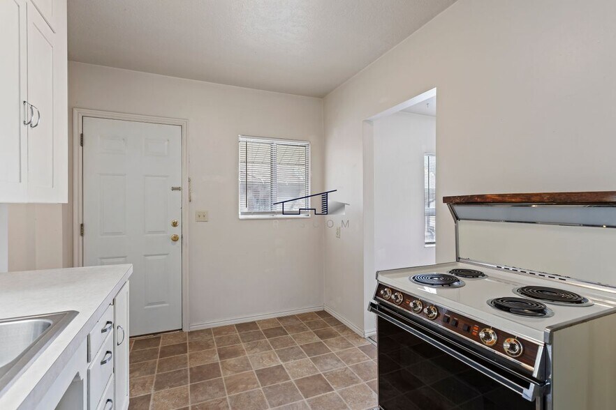 Building Photo - 1180 24th St