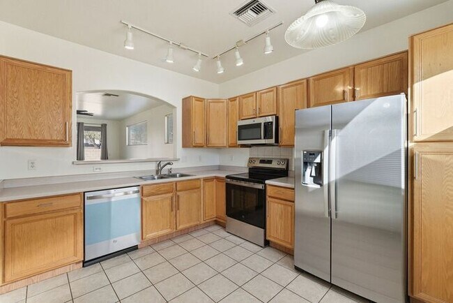 Building Photo - Serene 3-Bed Green Valley Home with Private Fenced Yard & 2-Car Garage