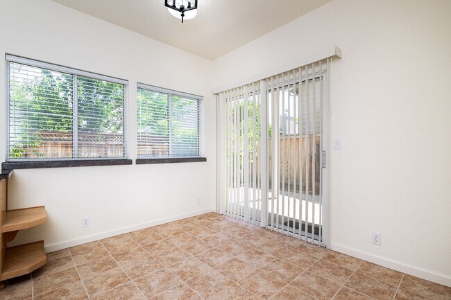 Building Photo - Stunning 2 Story, 3-Bed Home in Folsom’s Desirable Gated Community!