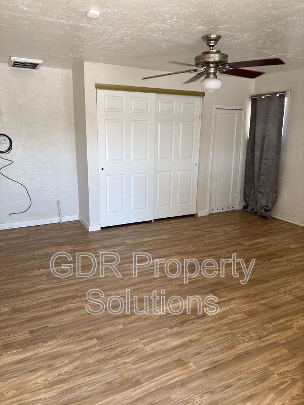 Building Photo - 1715 Griegos Rd NW