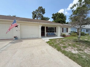Building Photo - 6203 Emerson Dr