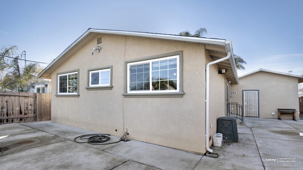 Building Photo - 663 Los Padres Blvd