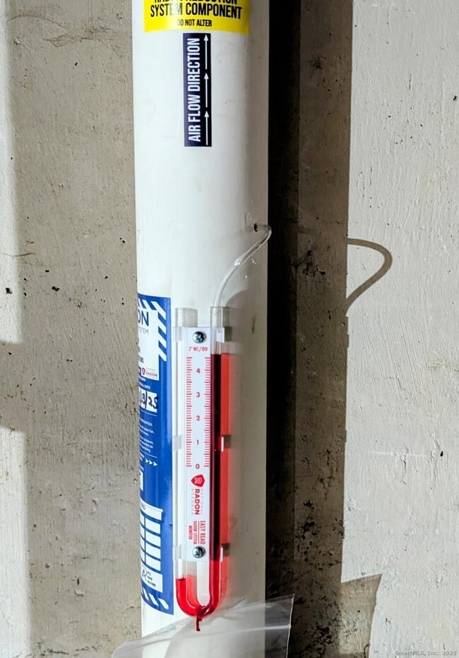 Building Photo - 64 Chatham Ave