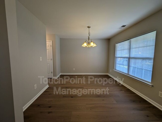 Building Photo - 11307 Breezehill Ln