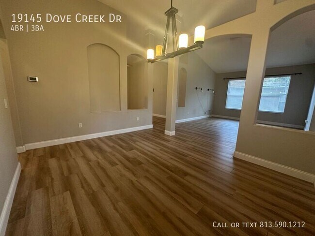 Building Photo - 19145 Dove Creek Dr