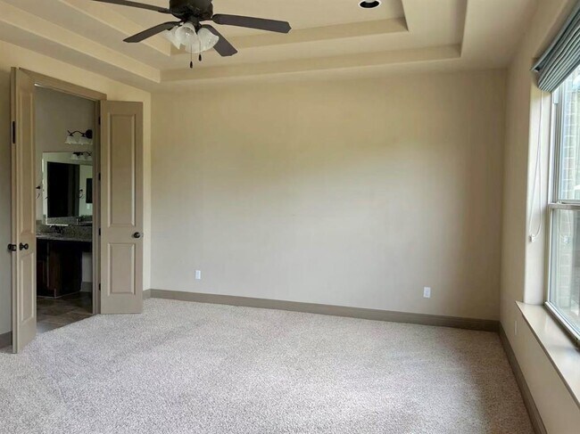 Building Photo - 3021 Portulaca Dr