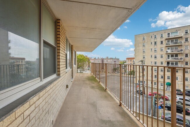 Building Photo - 6040 JFK Blvd E