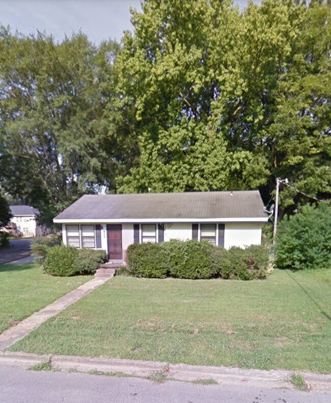 Building Photo - 609 Hibner St