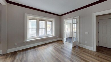 Building Photo - 116-118 Ridgeway