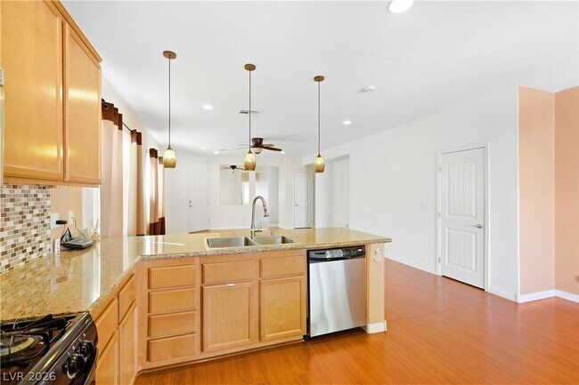 Building Photo - 2120 Turtle Beach Ave
