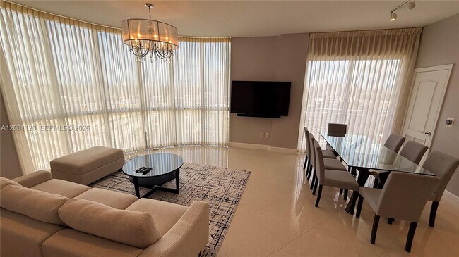 Building Photo - 1830 Radius Dr