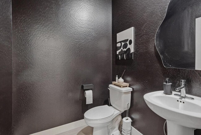 Building Photo - 23022 E Estrella Rd