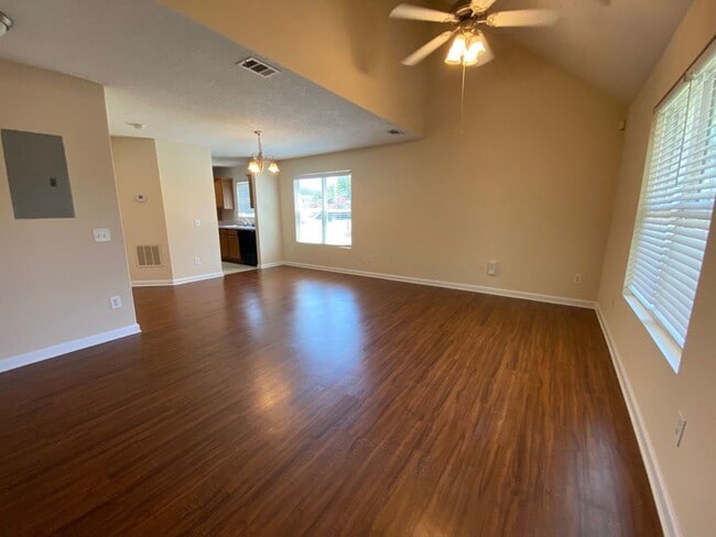 Building Photo - PRE-LEASING FOR JULY 10TH! HALF SECURITY D...