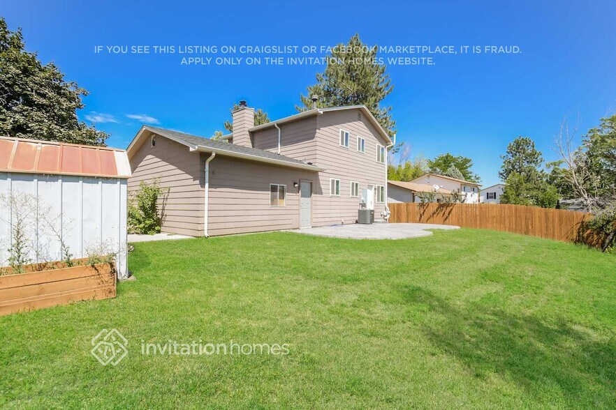 Building Photo - 10729 Owens St