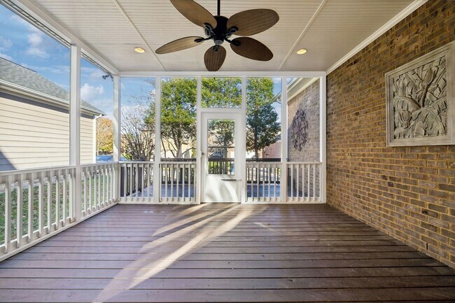 Building Photo - 524 Pennystone Dr