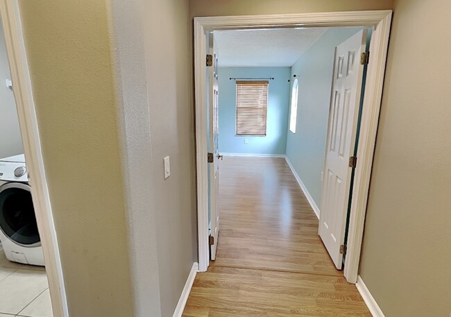 Building Photo - 4686 Blue Major Dr
