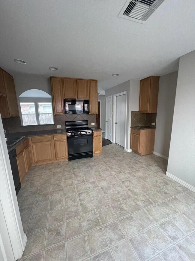 Building Photo - 20822 Indigo River Ln