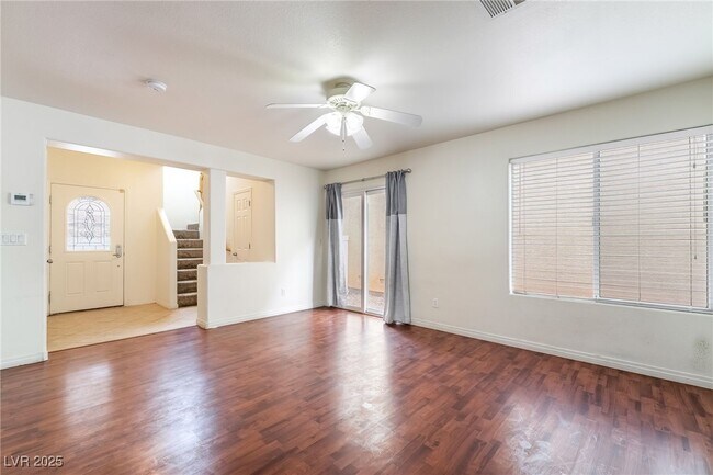 Building Photo - 7275 Phlox Rd