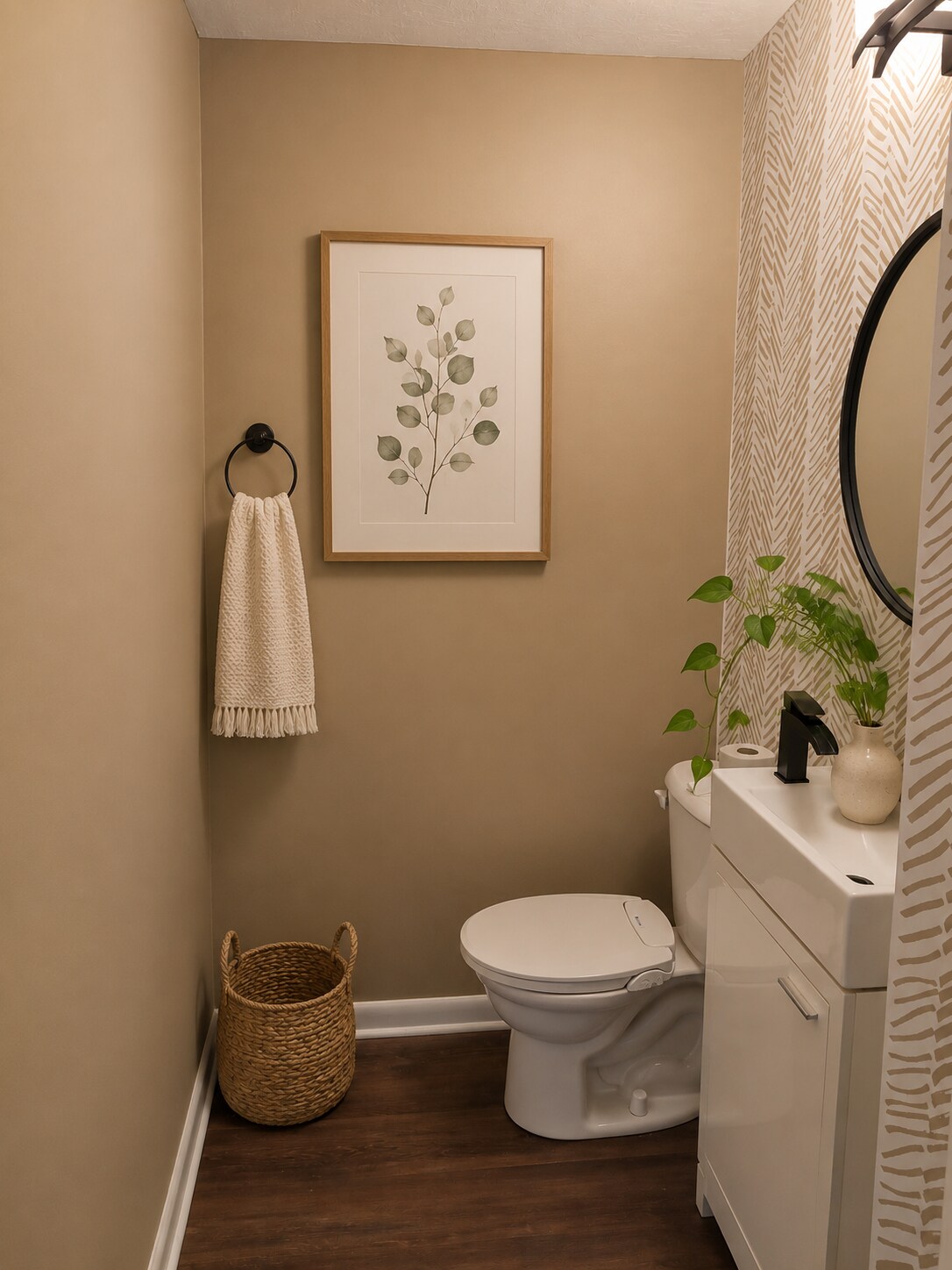 Powder Room - 1872 Higby Dr