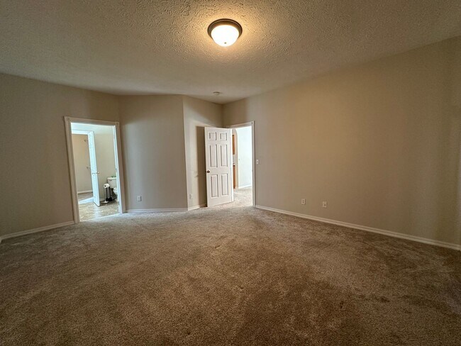 Building Photo - Spacious One-Level Living – 3 Bedrooms, 2 Baths, Central Valley School District