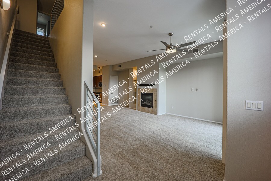 Building Photo - 6745 N 93RD Ave