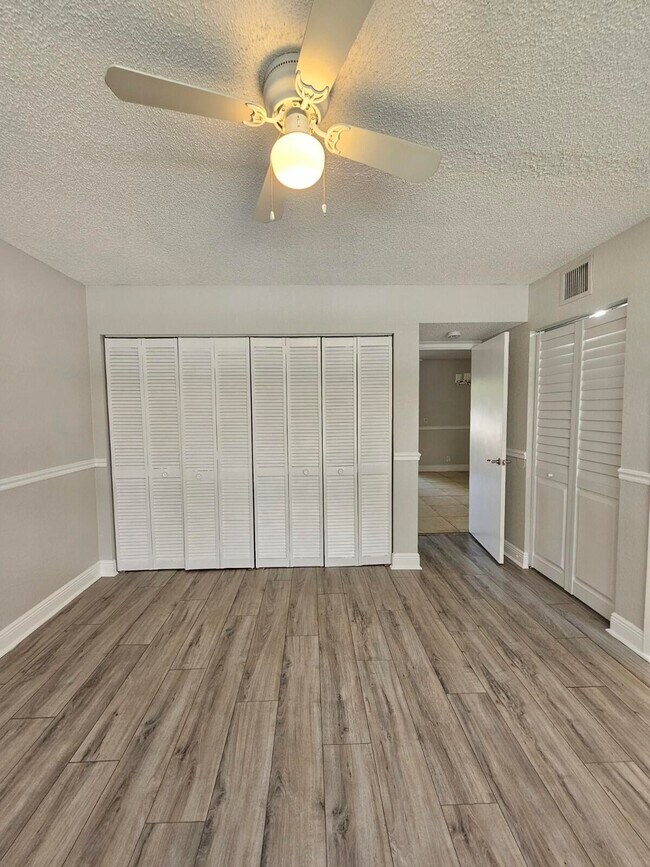 Building Photo - 1700 Windorah Way