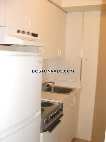 Primary Photo - 62 Boylston St