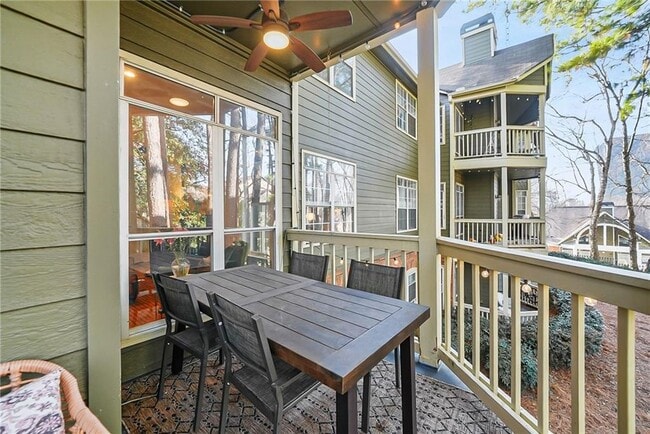 Building Photo - 815 McGill Park Ave NE