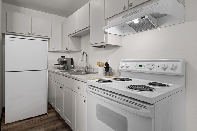 Interior Photo - Peak Elevation Apartments