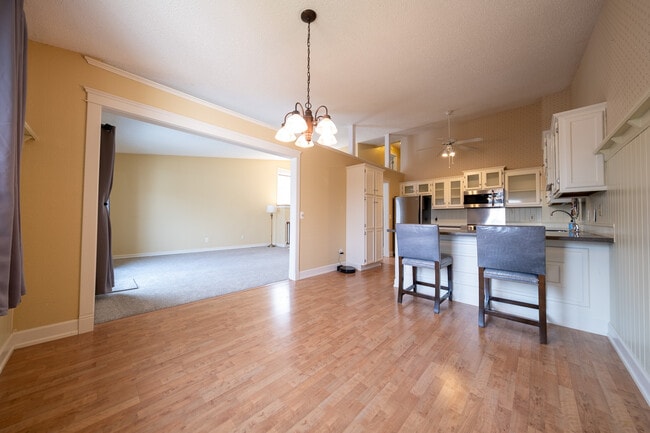 Building Photo - 6045 Covington Terrace