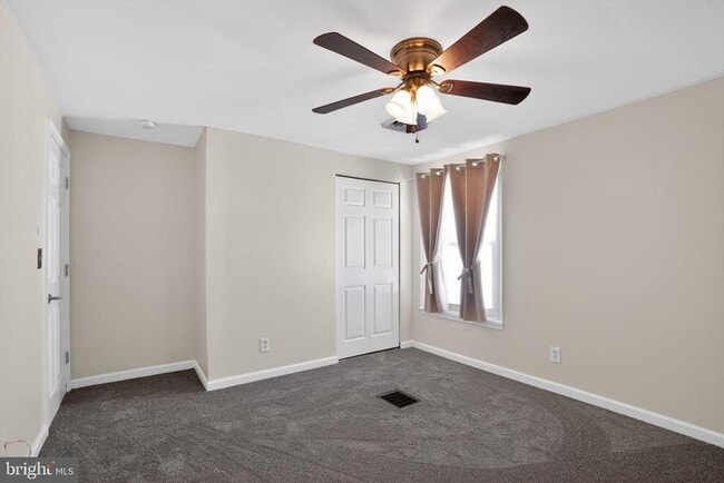 Building Photo - 540 Martins Corner Rd