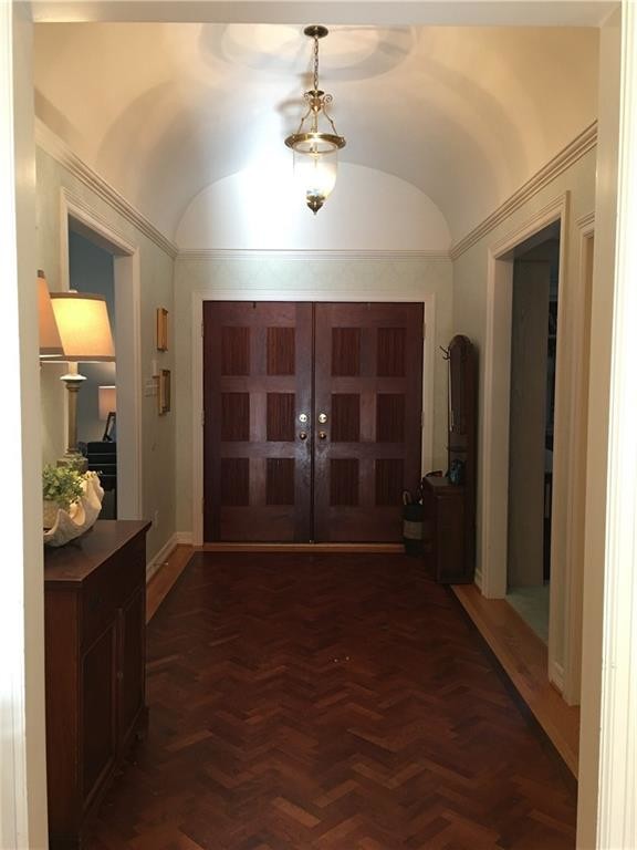 Building Photo - 6800 Western Oaks Blvd