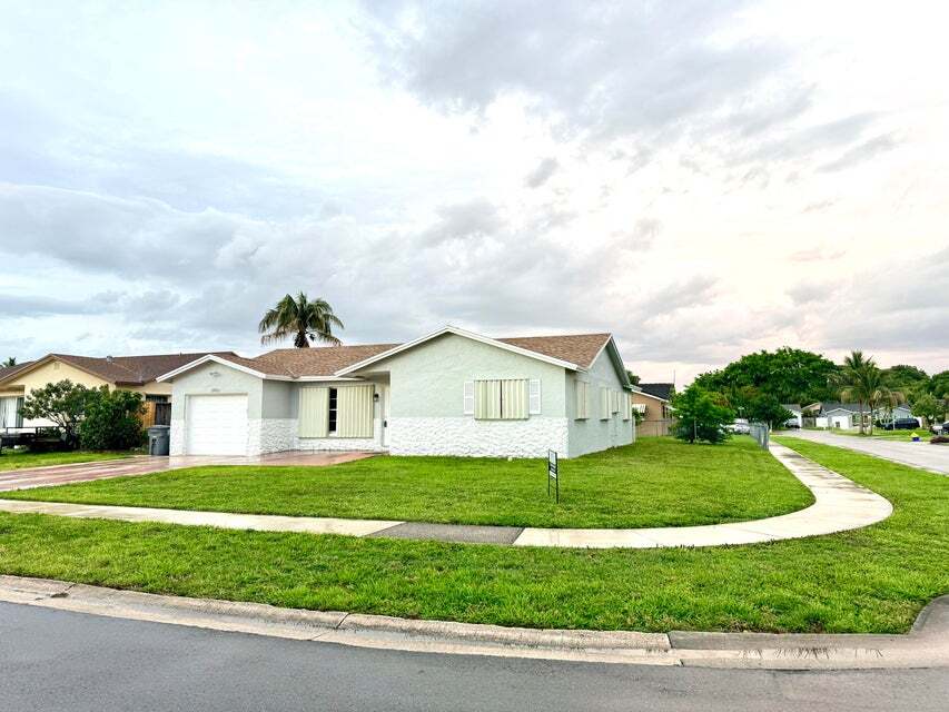 Building Photo - 22800 SW 54th Way