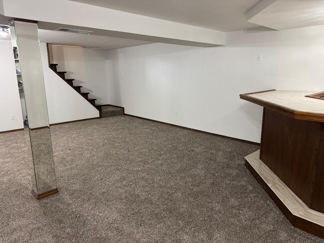 Building Photo - 20 Rodrick Dr