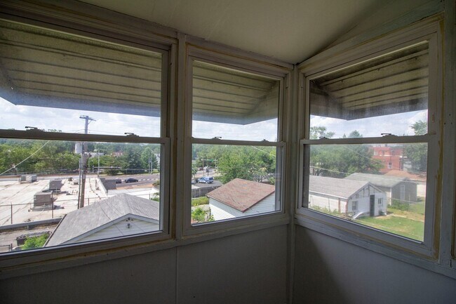 Building Photo - 5835 Goener Ave