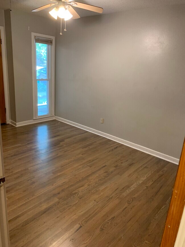 Another picture of the third bedroom - 4308 Olsen Blvd