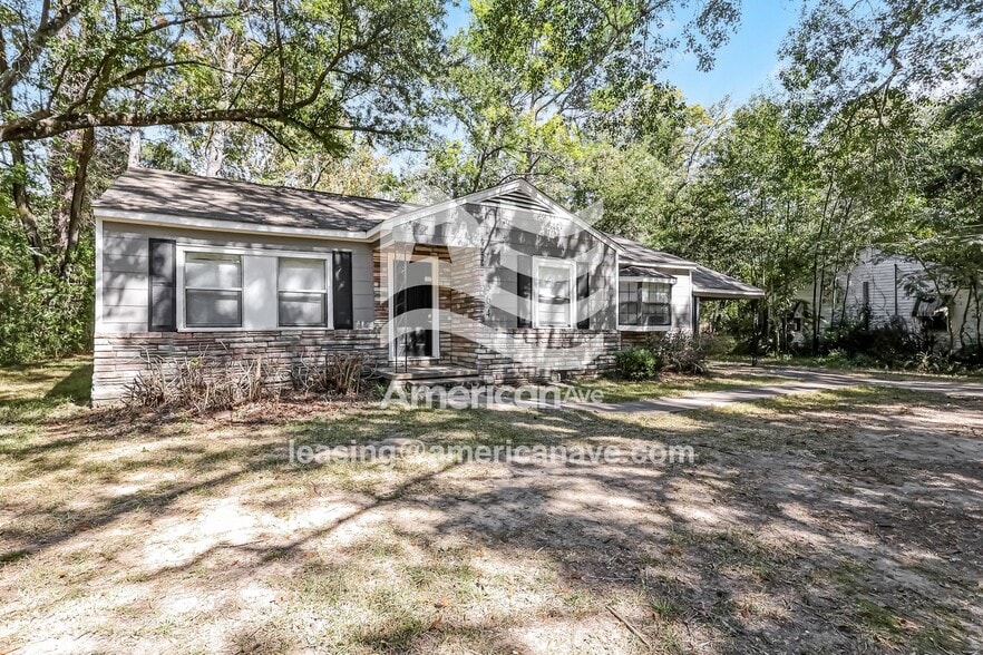 Building Photo - 364 Fairhill Dr