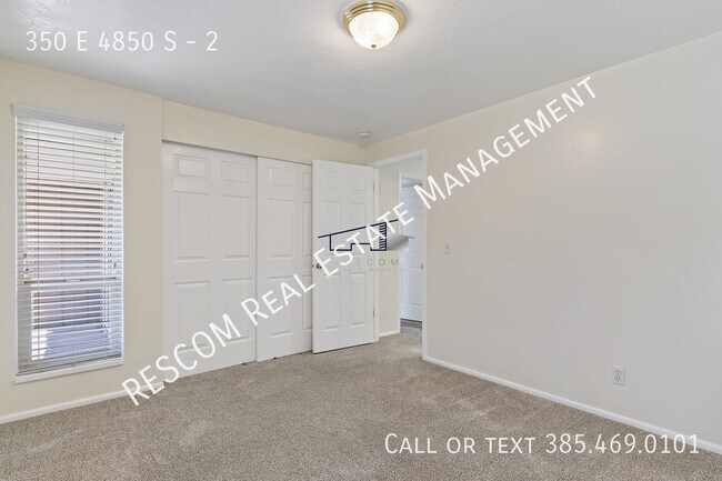 Building Photo - 350 E 4850 S